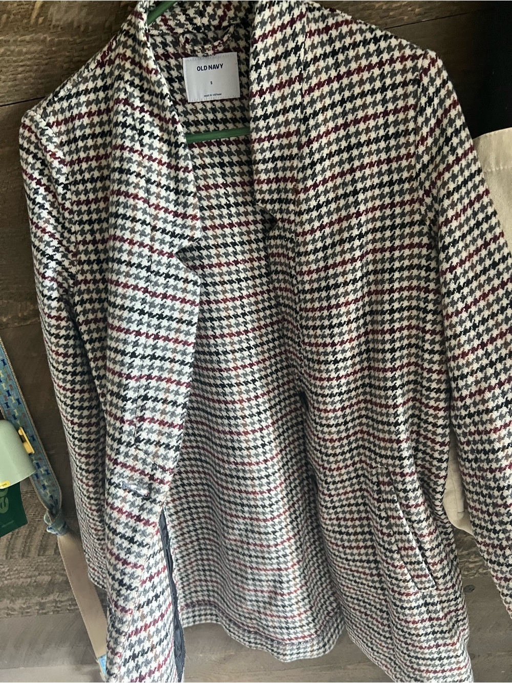 Old Navy Houndstooth Blazer Jacket in Black, White & Red Accents